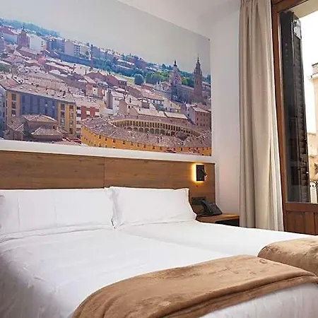 Encanto Hotel 3*